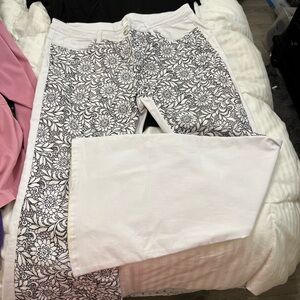 VENUS Black and White Floral Flare Jeans